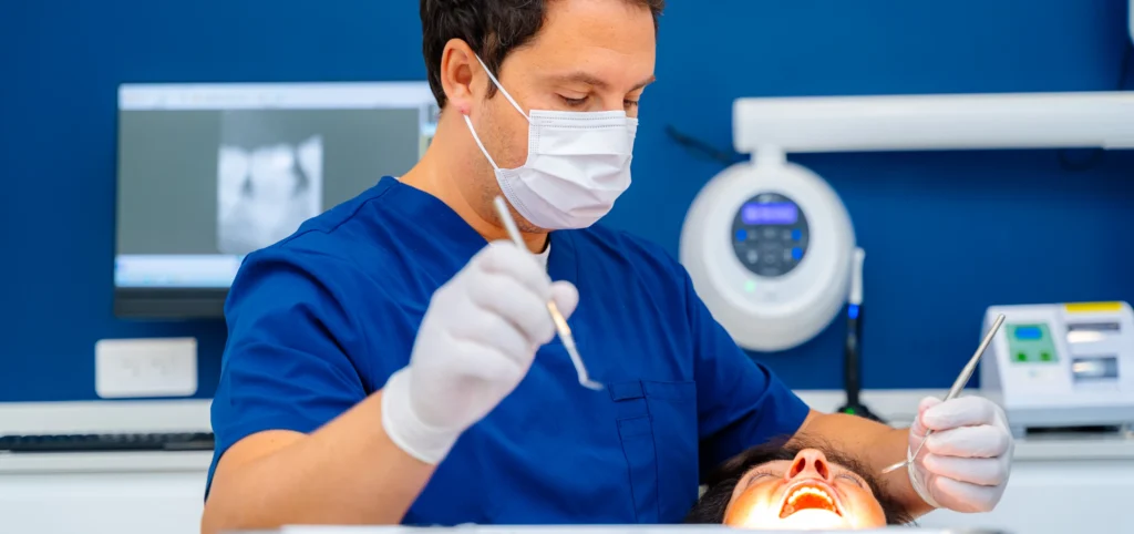 implant dentaire Parodontite : la maladie des gencives Dr Ludovic Zeitoun - Chirurgien-dentiste à L’Isle-Adam