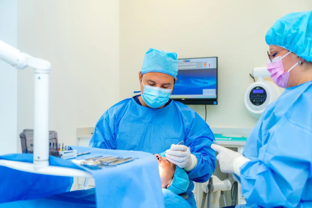 chirurgien dentiste implant dentaire isle Implants dentaires Dr Ludovic Zeitoun - Chirurgien-dentiste à L'Isle-Adam